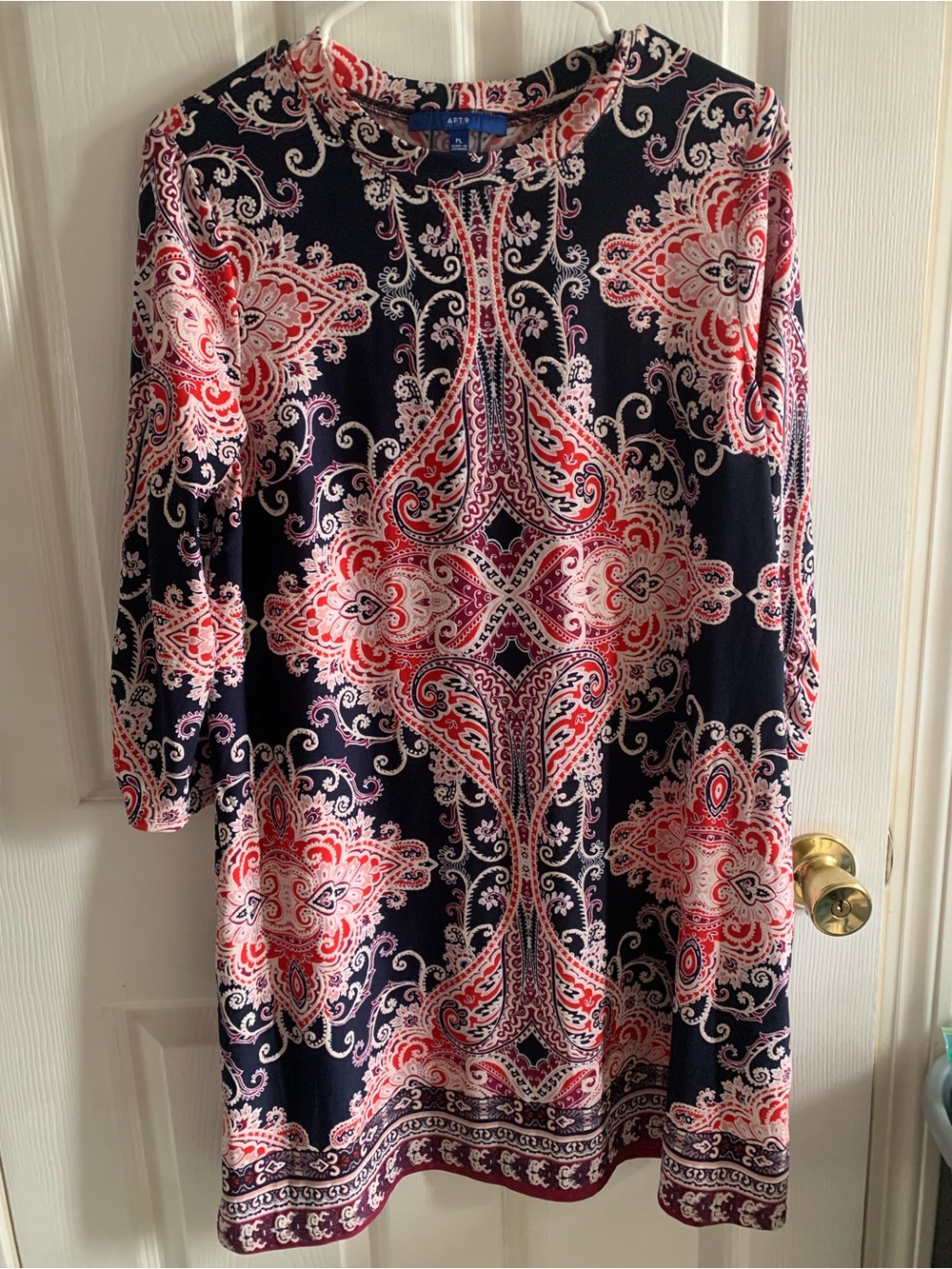 Apt. 9 Navy and Coral Paisley Shift Dress Size Petite Large